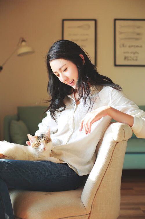 巴特尔在比赛中的出色防守反击，帮助袋鼠队从困境中逆转，巴特尔会扣篮吗