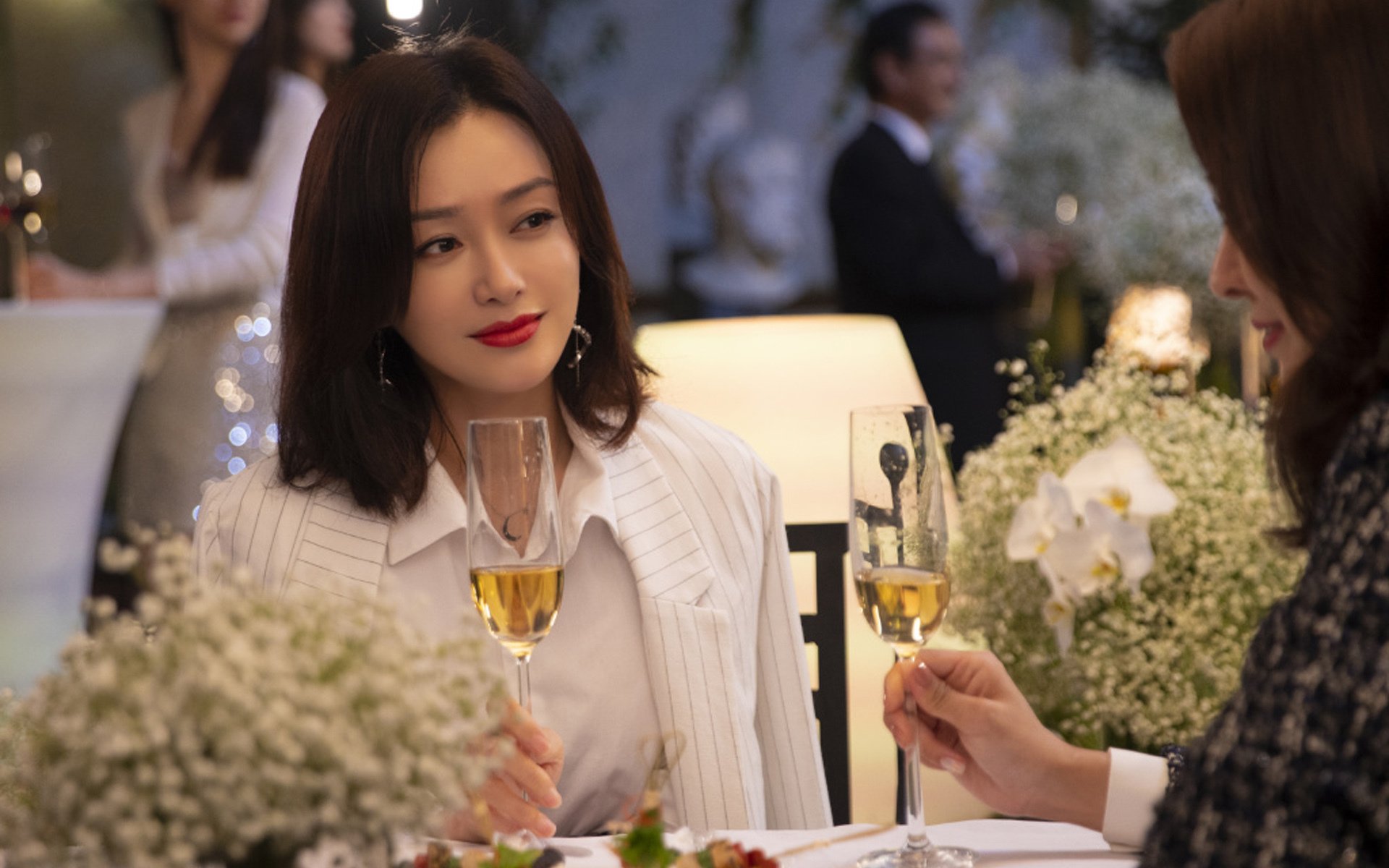 九游9游-职业联赛加强赛后分析制度形成教练反馈闭环，中国职业联赛存在的问题及其解决方法